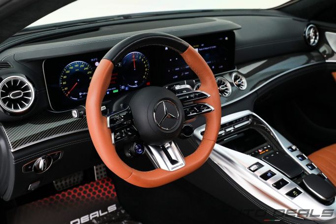 Подержанный Mercedes-Benz AMG GT 63 S I Рестайлинг, 4.0 л, 2023 в Дубае от AUTO DEALS Белый цвет. GCC | AUTO.AE