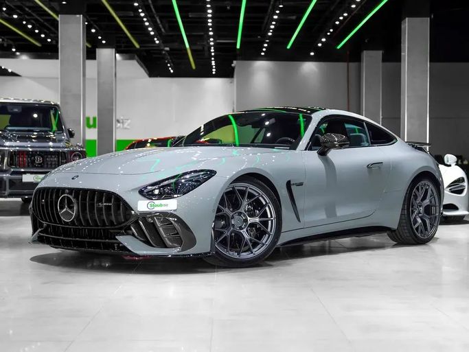 Новый Mercedes-Benz AMG GT 63 II, 4.0 л, 2026 в Дубае от Stoub.biz Серый цвет. Other | AUTO.AE
