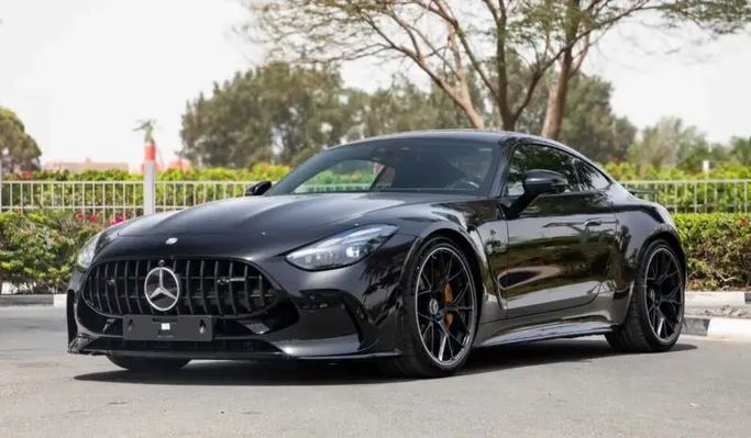 جديدة Mercedes-Benz AMG GT 63 ثانياً, 4.0 l, 2025 في في دبي من Dresden Motors، اللون أسود. المواصفات الأوروبية | AUTO.AE | إعلان #253503