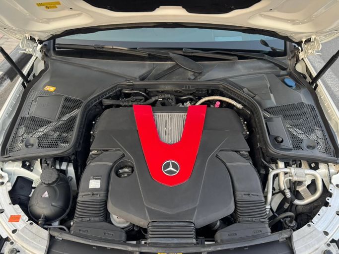 Used Mercedes-Benz C-Class AMG 43 AMG IV (W205), 3.0 l, 2016 in Dubai by Saeed Auto, White color. Japanese Specs | AUTO.AE