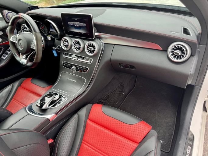 Used Mercedes-Benz C-Class AMG 63 AMG S IV (W205), 4.0 l, 2016 in Dubai by Saeed Auto, White color. Japanese Specs | AUTO.AE