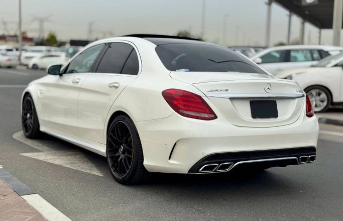 Used Mercedes-Benz C-Class AMG 63 AMG S IV (W205), 4.0 l, 2016 in Dubai by Saeed Auto, White color. Japanese Specs | AUTO.AE