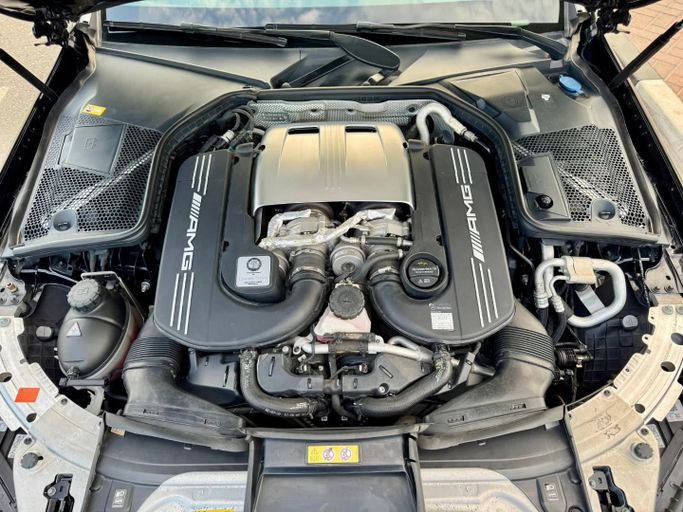 Used Mercedes-Benz C-Class AMG 63 AMG IV (W205), 4.0 l, 2016 in Dubai by Saeed Auto, Black color. Japanese Specs | AUTO.AE