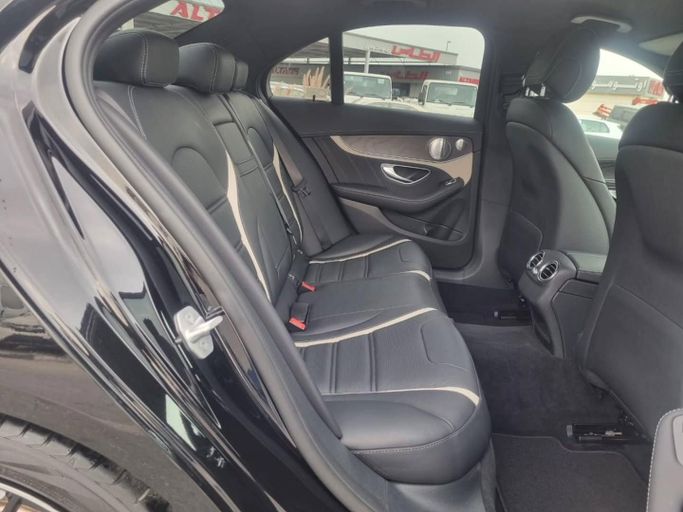 Подержанный Mercedes-Benz C-Class AMG 63 AMG S IV (W205), 4.0 л, 2016 в Дубае от Saeed Auto Черный цвет. Японская | AUTO.AE
