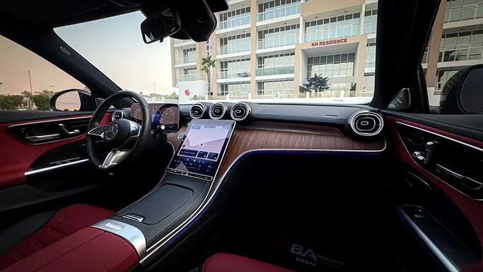 Подержанный Mercedes-Benz C-Class AMG 63 AMG V (W206), 2.0 л, 2023 в Дубае от MBA Motors Черный цвет. Китайская | AUTO.AE