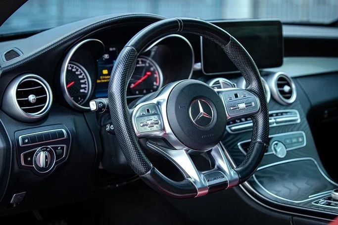 Подержанный Mercedes-Benz C-Class AMG 43 AMG IV (W205) Рестайлинг, 3.0 л, 2019 в Дубае от MBA Motors Черный цвет. Американская | AUTO.AE
