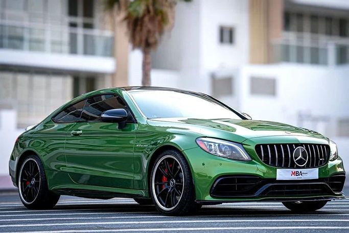 Подержанный Mercedes-Benz C-Class AMG 63 AMG S IV (W205) Рестайлинг, 4.0 л, 2020 в Дубае от MBA Motors Зеленый цвет. Other | AUTO.AE