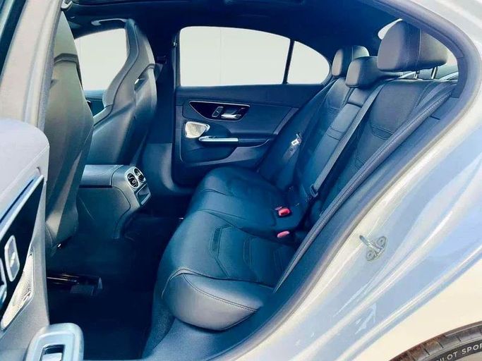 Подержанный Mercedes-Benz C-Class AMG 63 AMG S E Performance V (W206), 2.0 л, 2024 в Дубае от Mirza Automobile FZE Белый цвет. Японская | AUTO.AE