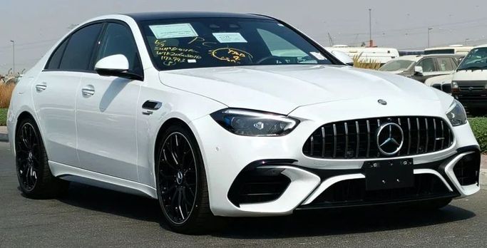 Подержанный Mercedes-Benz C-Class AMG 63 AMG S E Performance V (W206), 2.0 л, 2024 в Дубае от Mirza Automobile FZE Белый цвет. Японская | AUTO.AE