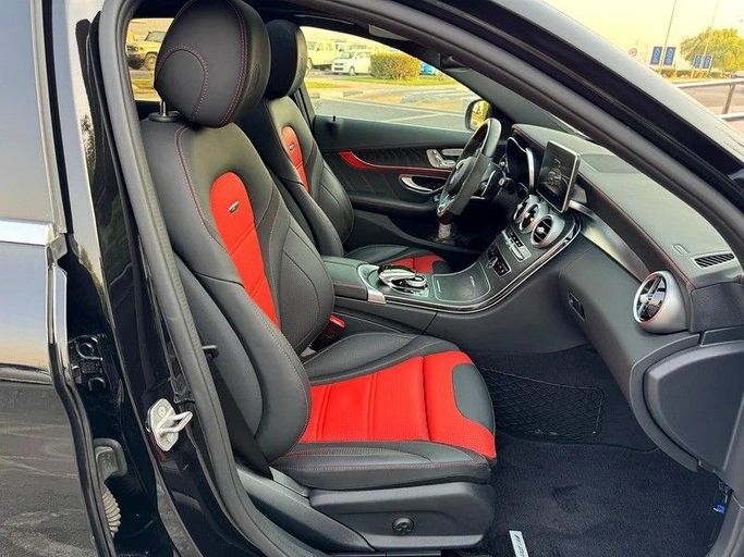 Подержанный Mercedes-Benz C-Class AMG 63 AMG S IV (W205), 4.0 л, 2017 в Дубае от Best Car Черный цвет. Японская | AUTO.AE