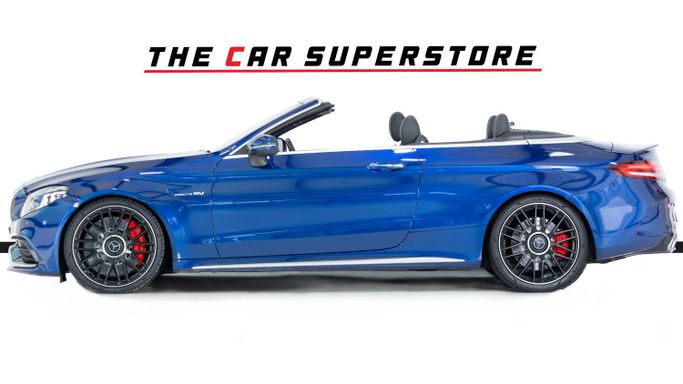 Подержанный Mercedes-Benz C-Class AMG 63 AMG S IV (W205) Рестайлинг, 4.0 л, 2019 в Дубае от The Car Superstore Синий цвет. Японская | AUTO.AE
