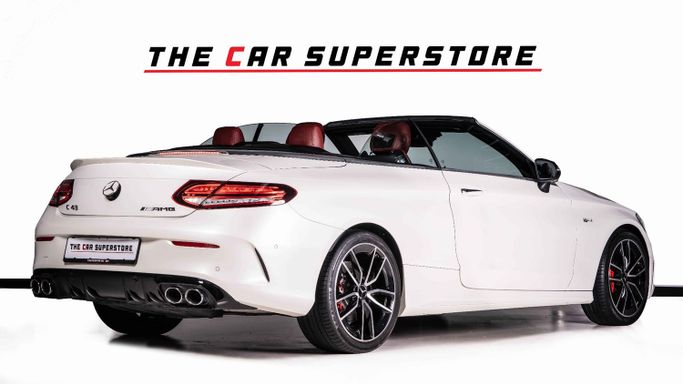 Подержанный Mercedes-Benz C-Class AMG 43 AMG IV (W205) Рестайлинг, 3.0 л, 2019 в Дубае от The Car Superstore Белый цвет. GCC | AUTO.AE