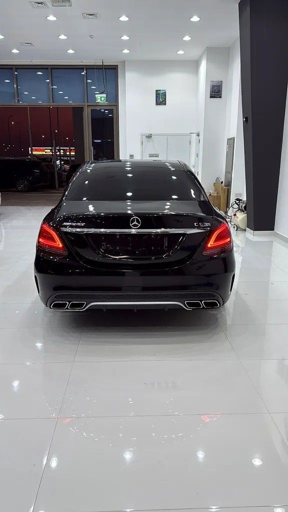 Used Mercedes-Benz C-Class AMG 63 AMG S IV (W205), 4.0 l, 2017 in Dubai by F1 Motors, Black color. American Specs | AUTO.AE