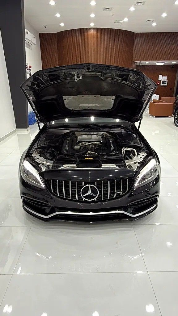 Used Mercedes-Benz C-Class AMG 63 AMG S IV (W205), 4.0 l, 2017 in Dubai by F1 Motors, Black color. American Specs | AUTO.AE
