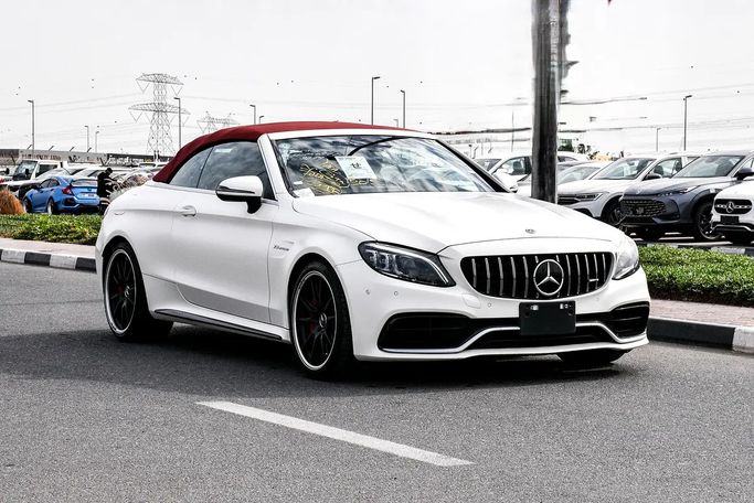 Подержанный Mercedes-Benz C-Class AMG 63 AMG S IV (W205) Рестайлинг, 4.0 л, 2019 в Дубае от CAR POINT FZE Белый цвет. Other | AUTO.AE