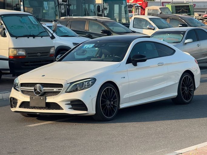 مستعملة Mercedes-Benz C-Class AMG 43 AMG عملية فيس ليفت IV (W205), 3.0 l, 2019 في في الإمارات, دبي من Saeed Auto، اللون أبيض. المواصفات اليابانية | AUTO.AE | إعلان #280282