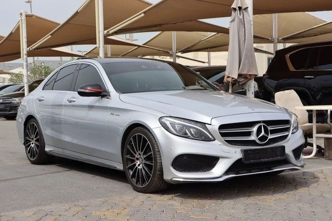 Подержанный Mercedes-Benz C-Class 200 IV (W205), 2.0 л, 2016 в Дубае от Dresden Motors Серебристый цвет. GCC | AUTO.AE