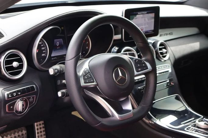 Подержанный Mercedes-Benz C-Class 200 IV (W205), 2.0 л, 2016 в Дубае от Dresden Motors Серебристый цвет. GCC | AUTO.AE