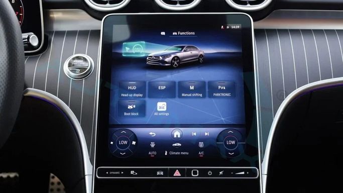 Новый Mercedes-Benz C-Class 200 V (W206), 1.5 л, 2025 в Дубае от Auto Max Group Голубой цвет. GCC | AUTO.AE