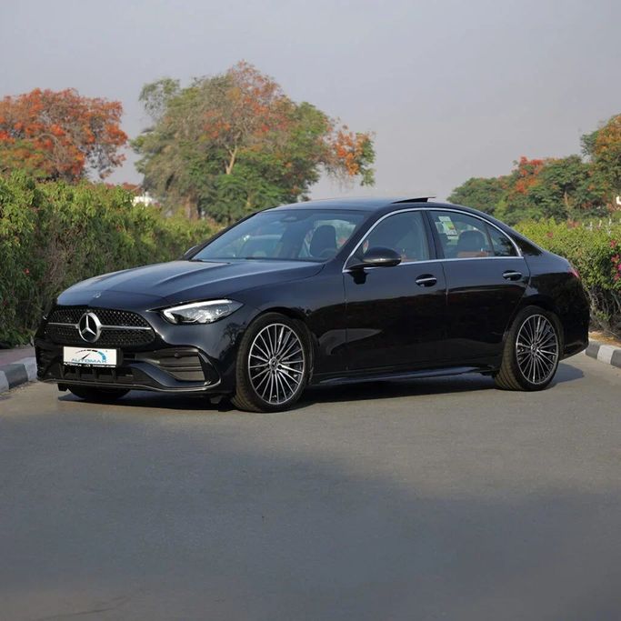 Новый Mercedes-Benz C-Class 200 V (W206), 1.5 л, 2025 в Дубае от Auto Max Group Черный цвет. GCC | AUTO.AE
