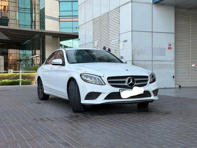 Used Mercedes-Benz C-Class 200 IV (W205) Facelift, 1.5 l, 2019 in Dubai by Saeed Auto, White color. Korean Specs | AUTO.AE