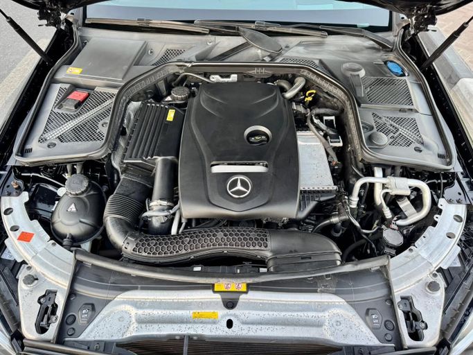 Used Mercedes-Benz C-Class 200 IV (W205), 2.0 l, 2016 in Dubai by Saeed Auto, Black color. Japanese Specs | AUTO.AE