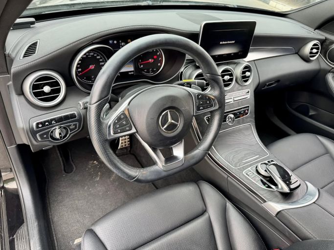 Подержанный Mercedes-Benz C-Class 200 IV (W205), 2.0 л, 2016 в Дубае от Saeed Auto Черный цвет. Японская | AUTO.AE