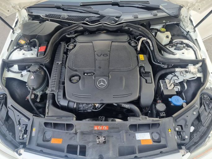 Used Mercedes-Benz C-Class 350 III (W204) Facelift, 3.5 l, 2014 in Dubai by Saeed Auto, White color. Japanese Specs | AUTO.AE