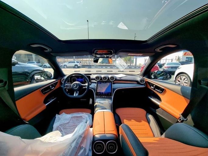 Новый Mercedes-Benz C-Class 200 V (W206), 2.0 л, 2025 в Дубае от Auto Gallery DXB Черный цвет. GCC | AUTO.AE