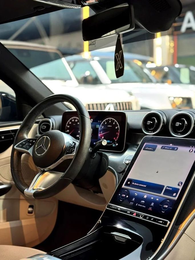 Подержанный Mercedes-Benz C-Class 180 V (W206), 1.5 л, 2022 в Дубае от Auto Bank Motors Черный цвет. Европейская | AUTO.AE
