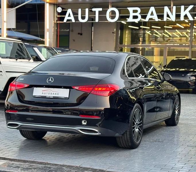 Подержанный Mercedes-Benz C-Class 180 V (W206), 1.5 л, 2022 в Дубае от Auto Bank Motors Черный цвет. Европейская | AUTO.AE
