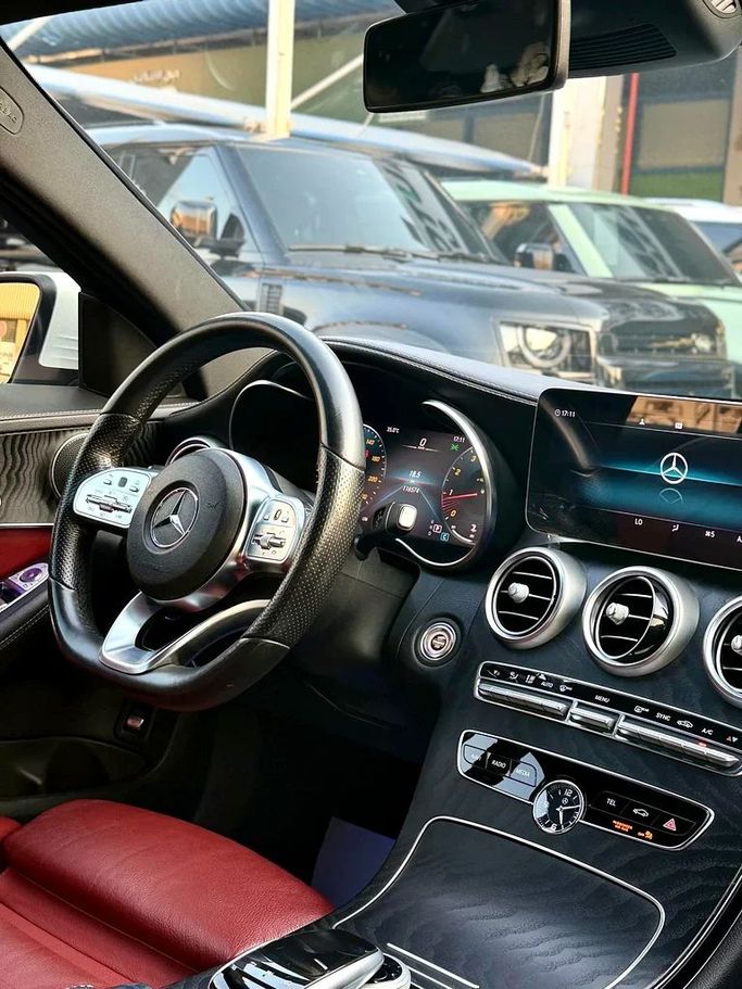 Подержанный Mercedes-Benz C-Class 200 IV (W205) Рестайлинг, 1.5 л, 2020 в Дубае от Auto Bank Motors Белый цвет. GCC | AUTO.AE