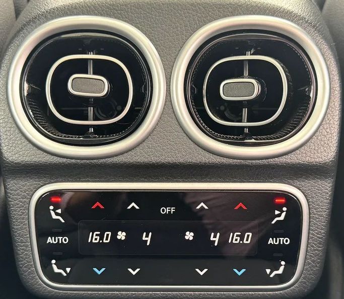 Used Mercedes-Benz C-Class 300 V (W206), 2.0 l, 2022 in Dubai by Ignite Used Cars, Black color. European Specs | AUTO.AE