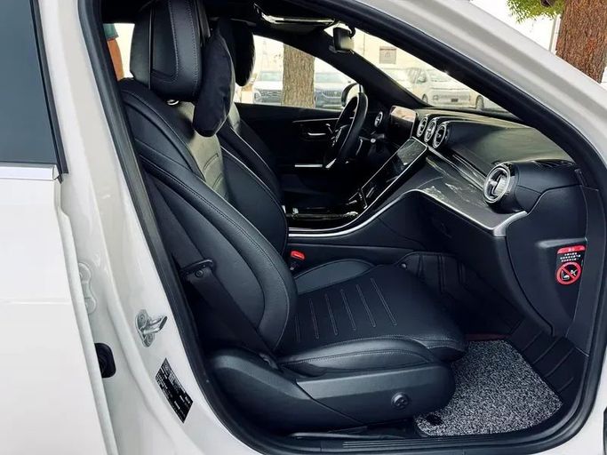 Used Mercedes-Benz C-Class 260 L V (W206), 1.5 l, 2024 in Dubai by Mirza Automobile FZE, White color. Chinese Specs | AUTO.AE