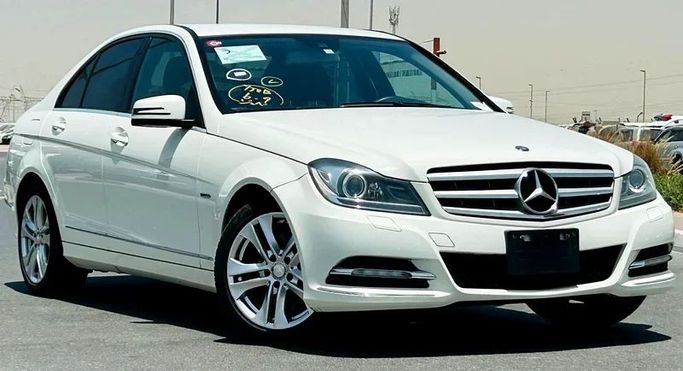 Used Mercedes-Benz C-Class 350 III (W204) Facelift, 3.5 l, 2012 in Dubai by Mirza Automobile FZE, White color. Japanese Specs | AUTO.AE