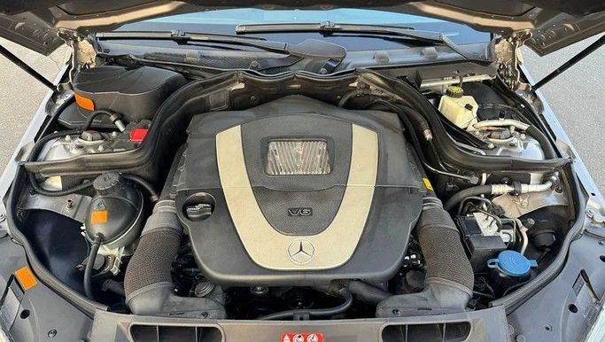 Подержанный Mercedes-Benz C-Class 250 III (W204), 2.5 л, 2008 в Дубае от Best Car Серый цвет. Японская | AUTO.AE