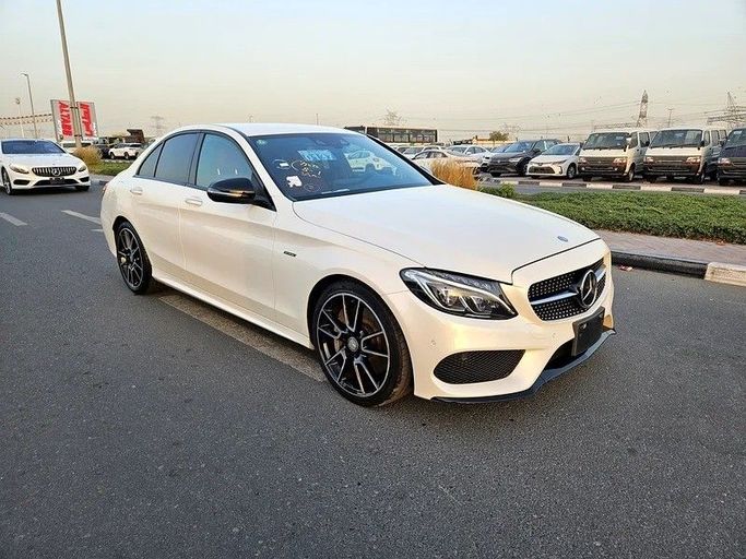 Used Mercedes-Benz C-Class 300 IV (W205), 2.0 l, 2016 in Dubai by Irfan Motors, White color. Japanese Specs | AUTO.AE