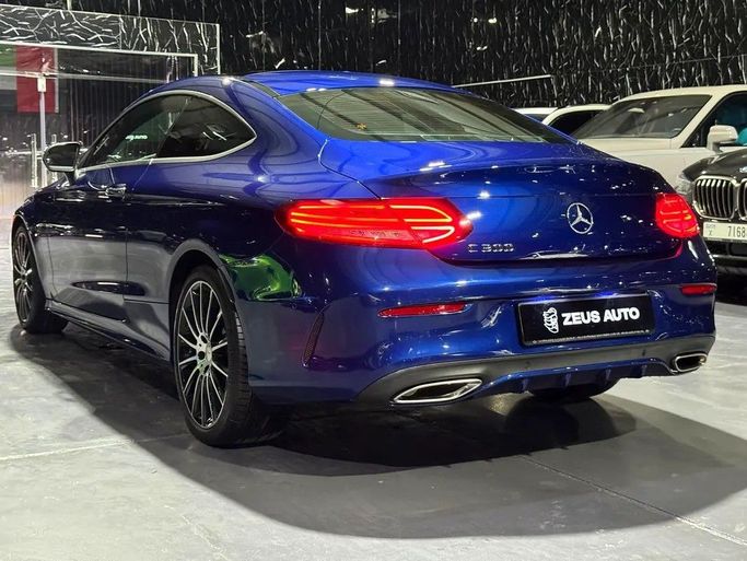Used Mercedes-Benz C-Class 300 IV (W205), 2.0 l, 2016 in Dubai by Zeus Motors, Blue color. GCC Specs | AUTO.AE
