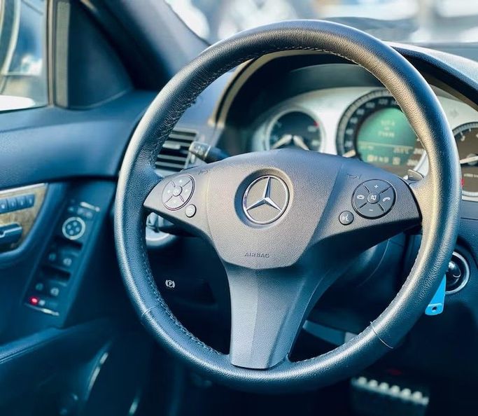 Used Mercedes-Benz C-Class 250 III (W204), 2.5 l, 2008 in Dubai by Al Abbas Motors, White color. Japanese Specs | AUTO.AE