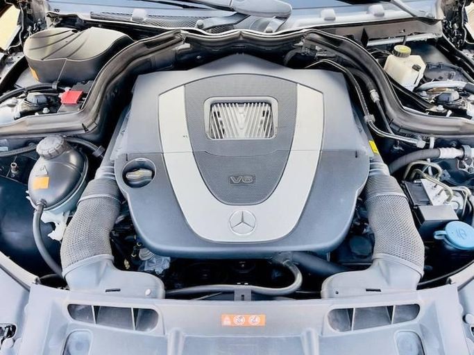 Used Mercedes-Benz C-Class 250 III (W204), 2.5 l, 2008 in Dubai by Al Abbas Motors, Black color. Japanese Specs | AUTO.AE