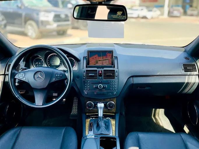 Used Mercedes-Benz C-Class 250 III (W204), 2.5 l, 2008 in Dubai by Al Abbas Motors, White color. Japanese Specs | AUTO.AE