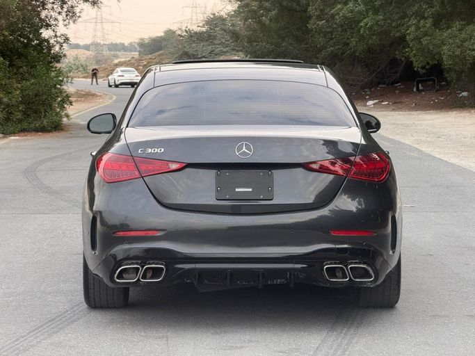 Подержанный Mercedes-Benz C-Class 300 V (W206), 2.0 л, 2024 в Дубае от Prestige Motos (SHJ) Серый цвет. Американская | AUTO.AE