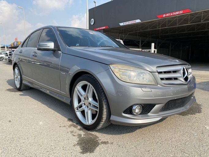 Подержанный Mercedes-Benz C-Class 200 III (W204), 1.8 л, 2010 в Дубае от Greenway Motors Серый цвет.  | AUTO.AE