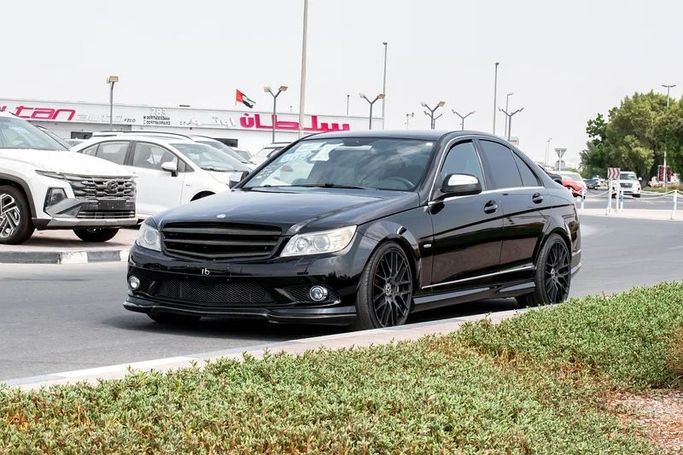 Подержанный Mercedes-Benz C-Class 250 III (W204), 2.5 л, 2008 в Дубае от Tokuso Motors FZCO Черный цвет. Японская | AUTO.AE