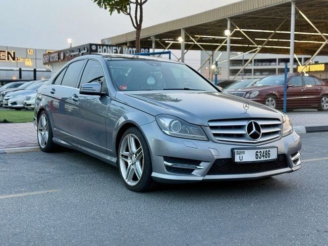 جديدة Mercedes-Benz C-Class 200 عملية شد الوجه III (W204), 1.8 l, 2013 في في دبي من HONEY Motors FZCO، اللون رمادي. مواصفات الخليج | AUTO.AE