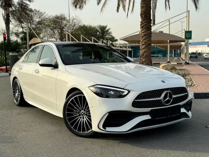 Подержанный Mercedes-Benz C-Class 200 V (W206), 2.0 л, 2024 в Дубае от Ignite Used Cars Белый цвет. GCC | AUTO.AE | Объявление #257204