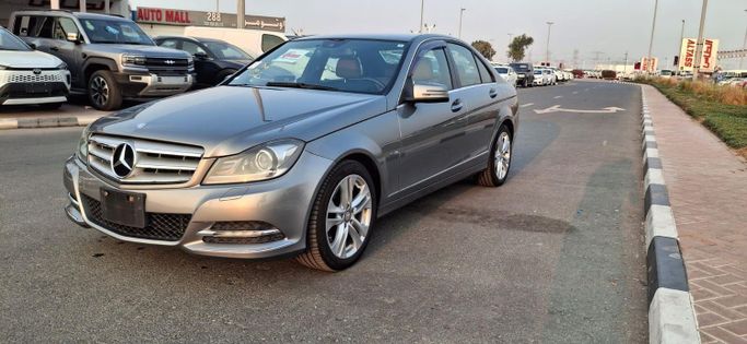 Подержанный Mercedes-Benz C-Class 350 III (W204) Рестайлинг, 3.5 л, 2012 в Дубае от GINZA MOTORS (Sh No. 110) Серебристый цвет. Японская | AUTO.AE | Объявление #259588