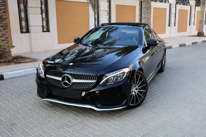 Подержанный Mercedes-Benz C-Class 200 IV (W205), 2.0 л, 2017 в Дубае от AL MARWA CARS Черный цвет. GCC | AUTO.AE | Объявление #267109