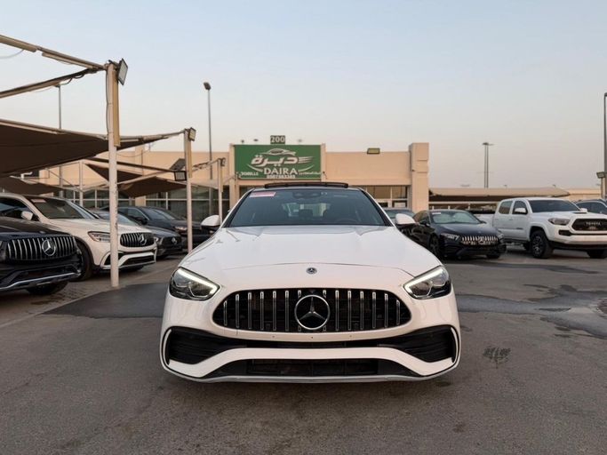 جديدة Mercedes-Benz C-Class 300 V (W206), 2.0 l, 2023 في في الإمارات, دبي، اللون أبيض.  | AUTO.AE | إعلان #278613