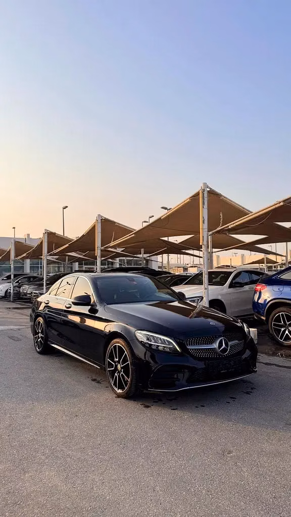 Used Mercedes-Benz C-Class 200 IV (W205) Facelift, 2.0 l, 2019 in UAE, Dubai by Billionaire Motors, Black color. GCC Specs | AUTO.AE | Listing #282144